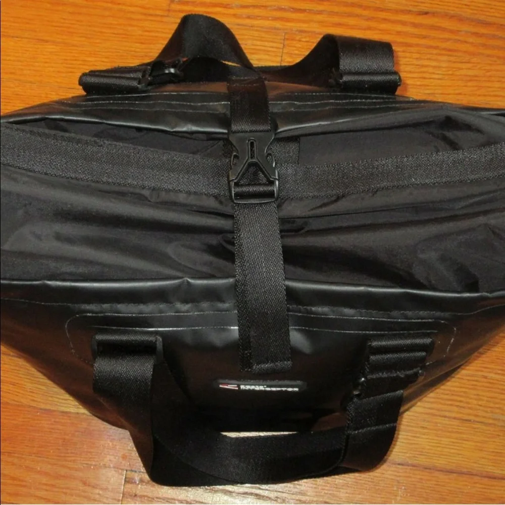 Camera Bag - Picture 4 of 12